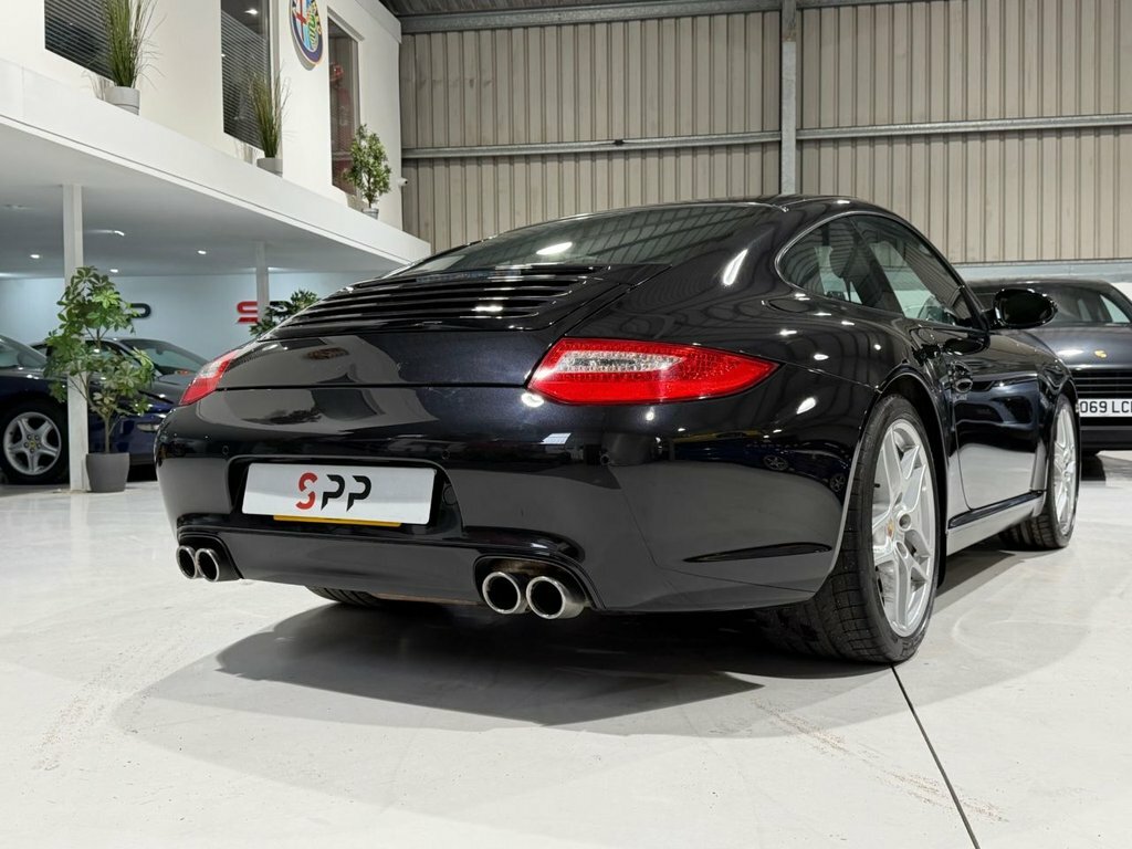 Porsche 911 S 2dr  #29