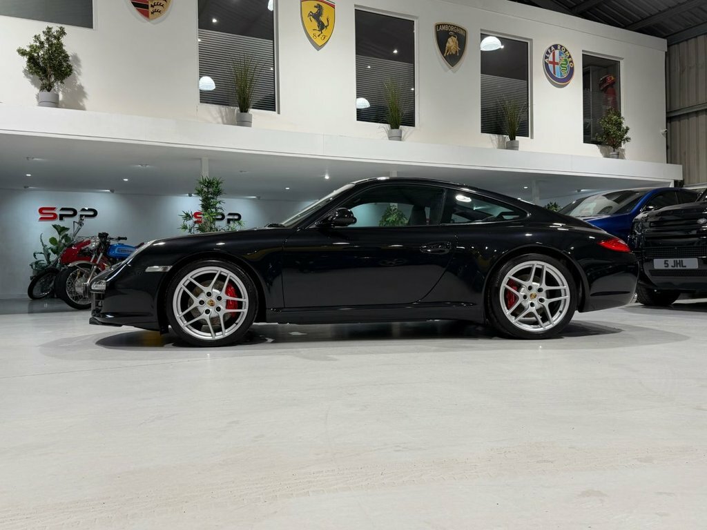 Porsche 911 S 2dr  #26