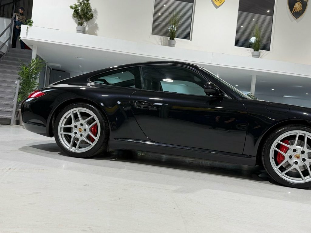 Porsche 911 S 2dr  #31