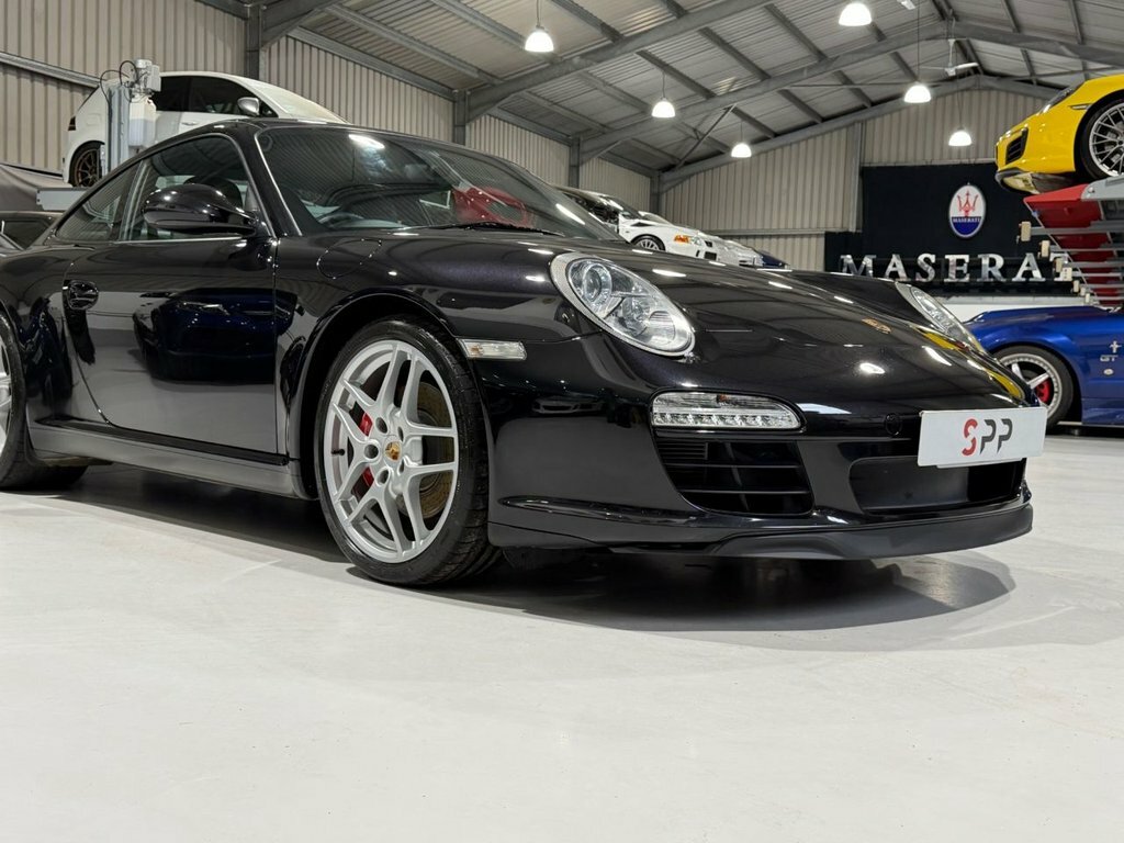 Porsche 911 S 2dr  #2