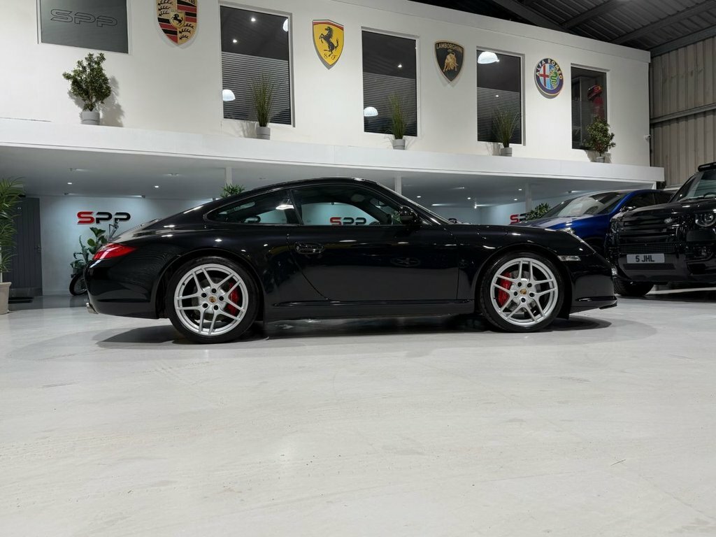 Porsche 911 S 2dr  #1