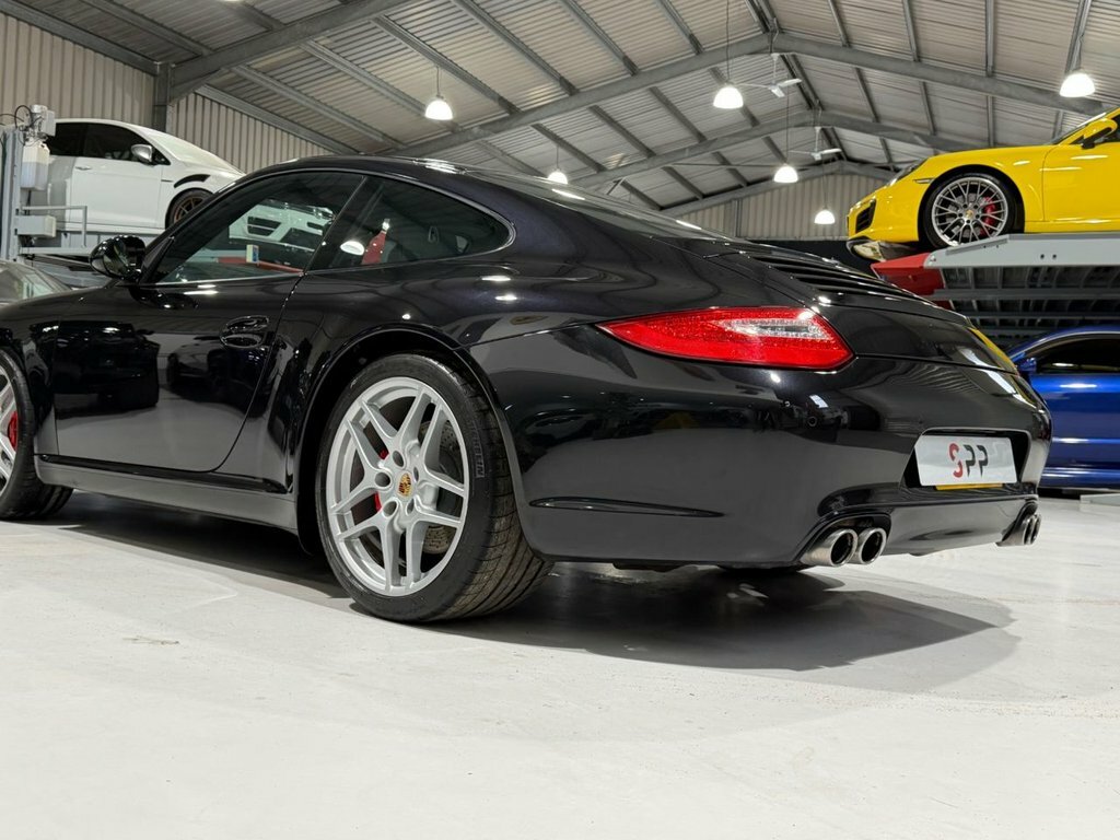 Porsche 911 S 2dr  #5
