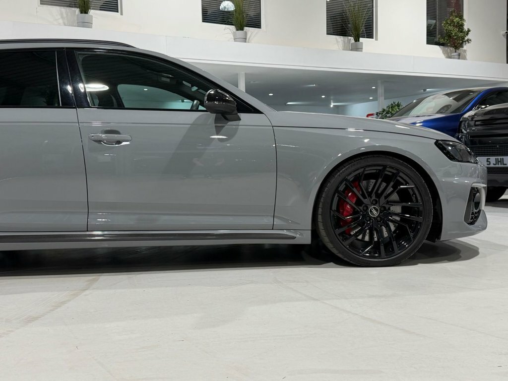 Audi RS4 Avant Rs 4 Avant Carbon Black 450 Ps Tiptronic Grey #41