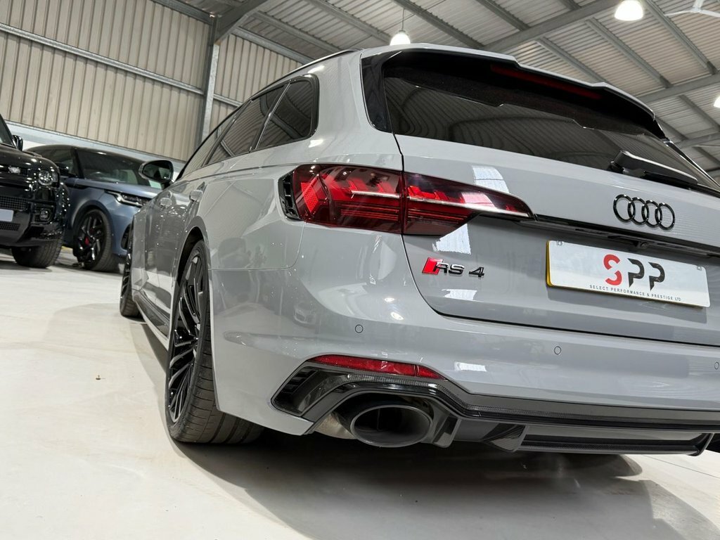 Audi RS4 Avant Rs 4 Avant Carbon Black 450 Ps Tiptronic Grey #38