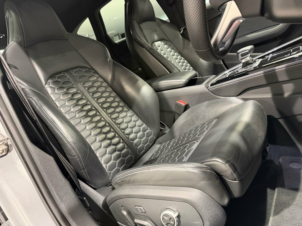 Audi RS4 Avant Rs 4 Avant Carbon Black 450 Ps Tiptronic Grey #45