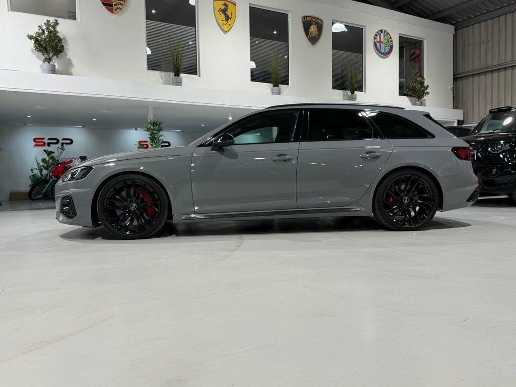 Audi RS4 Avant Rs 4 Avant Carbon Black 450 Ps Tiptronic Grey #32