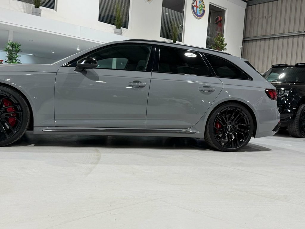 Audi RS4 Avant Rs 4 Avant Carbon Black 450 Ps Tiptronic Grey #39