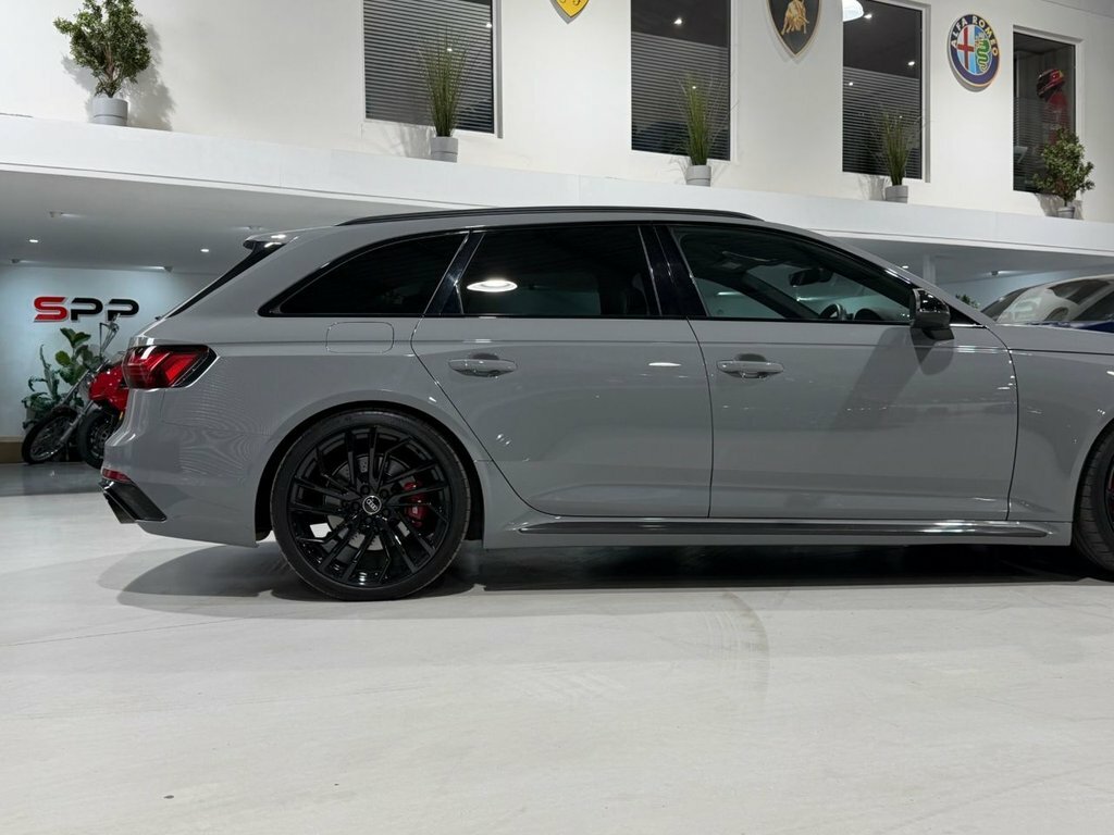 Audi RS4 Avant Rs 4 Avant Carbon Black 450 Ps Tiptronic Grey #40