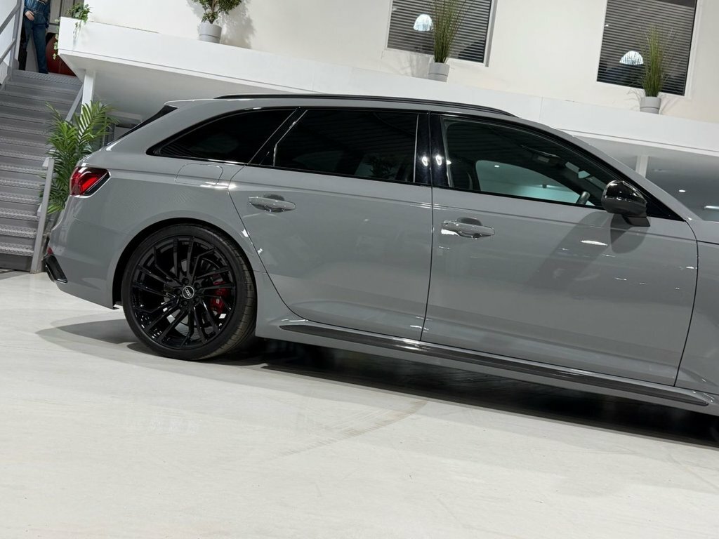 Audi RS4 Avant Rs 4 Avant Carbon Black 450 Ps Tiptronic Grey #42
