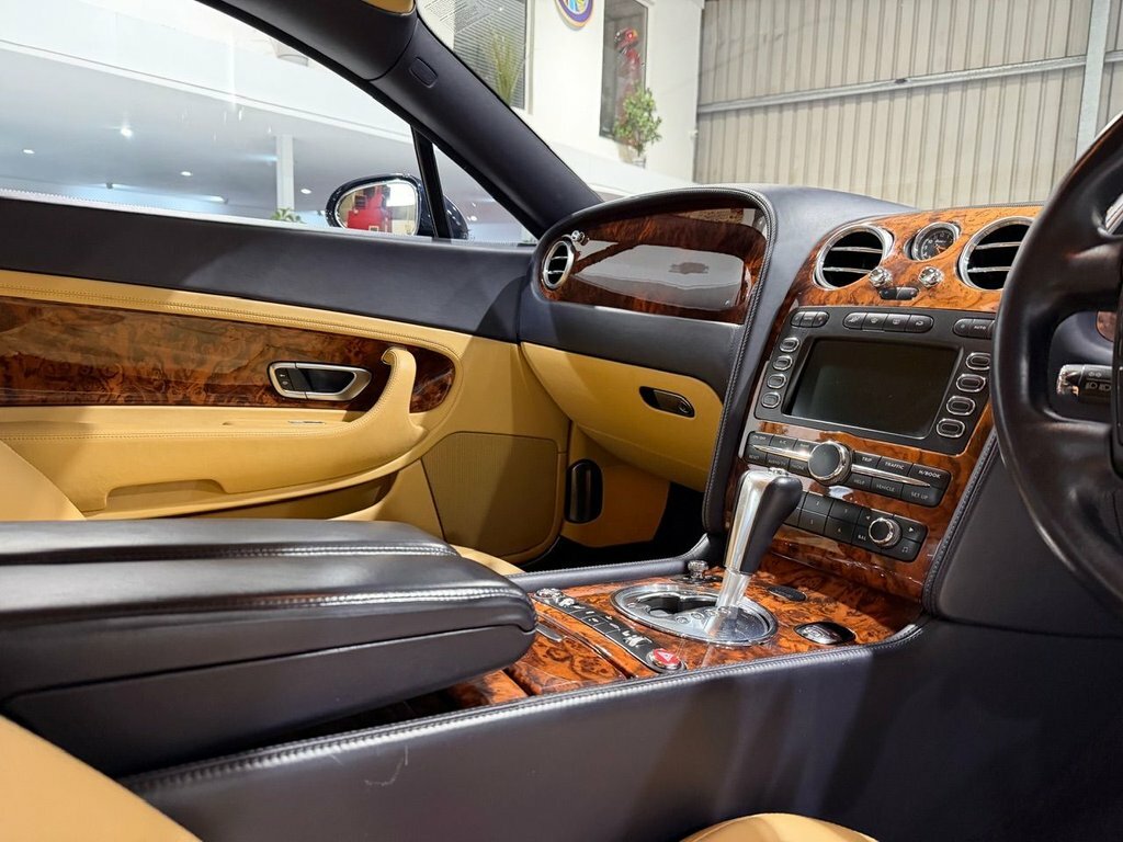 Bentley Continental Gt 6.0 Gt Silver #18