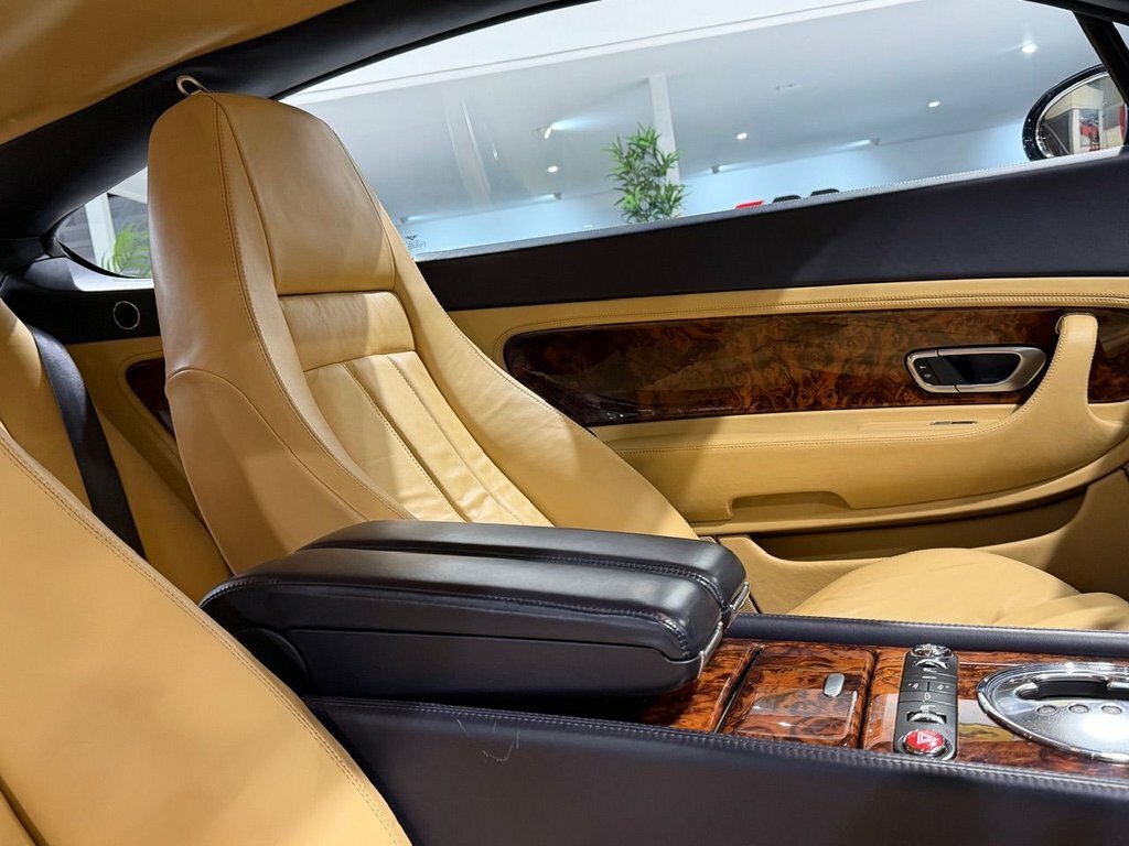 Bentley Continental Gt 6.0 Gt Silver #19