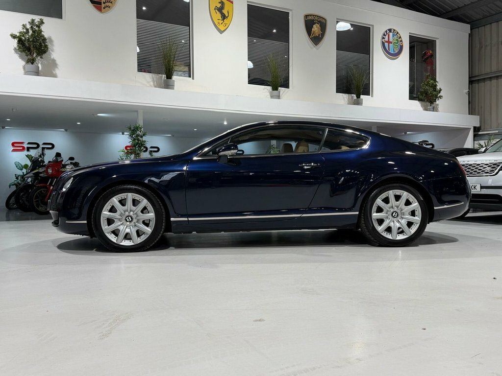 Bentley Continental Gt 6.0 Gt Silver #37