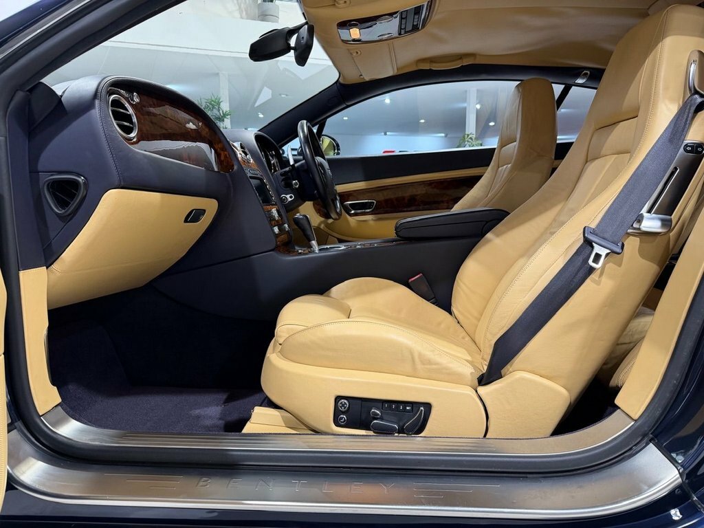 Bentley Continental Gt 6.0 Gt Silver #35
