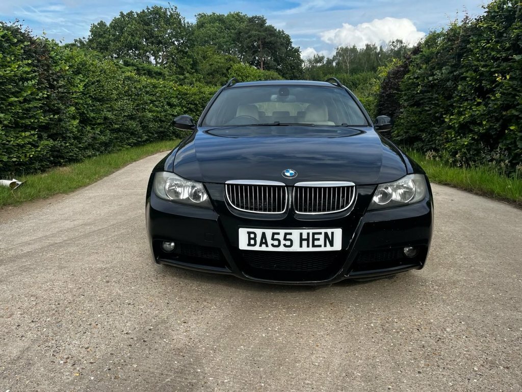 BMW 3 Series Saloon Blue #4