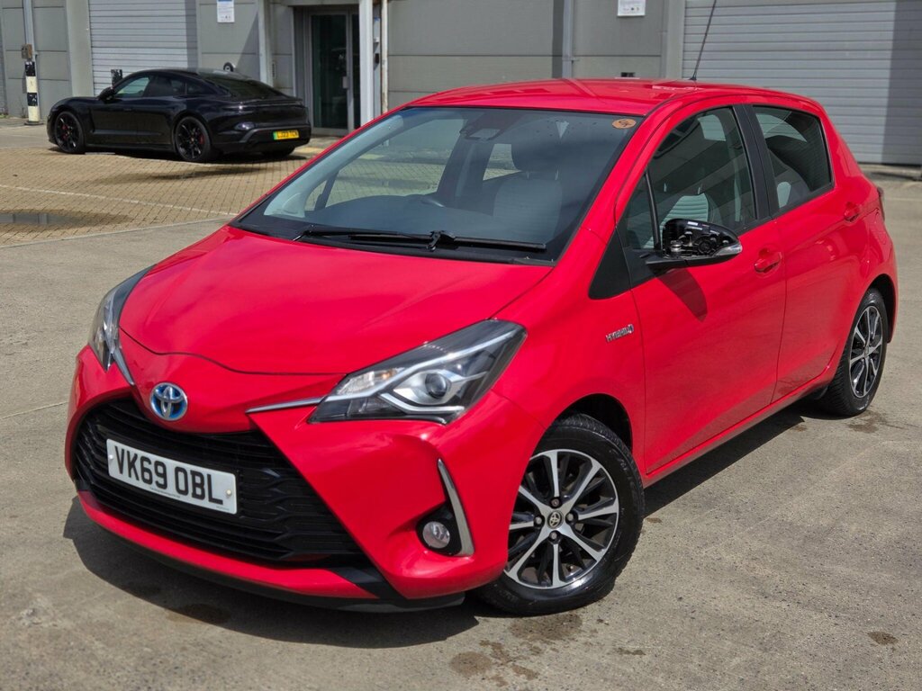 Toyota Yaris 1.5 Vvt-h Icon Tech E-cvt Euro 6 Ss Red #6