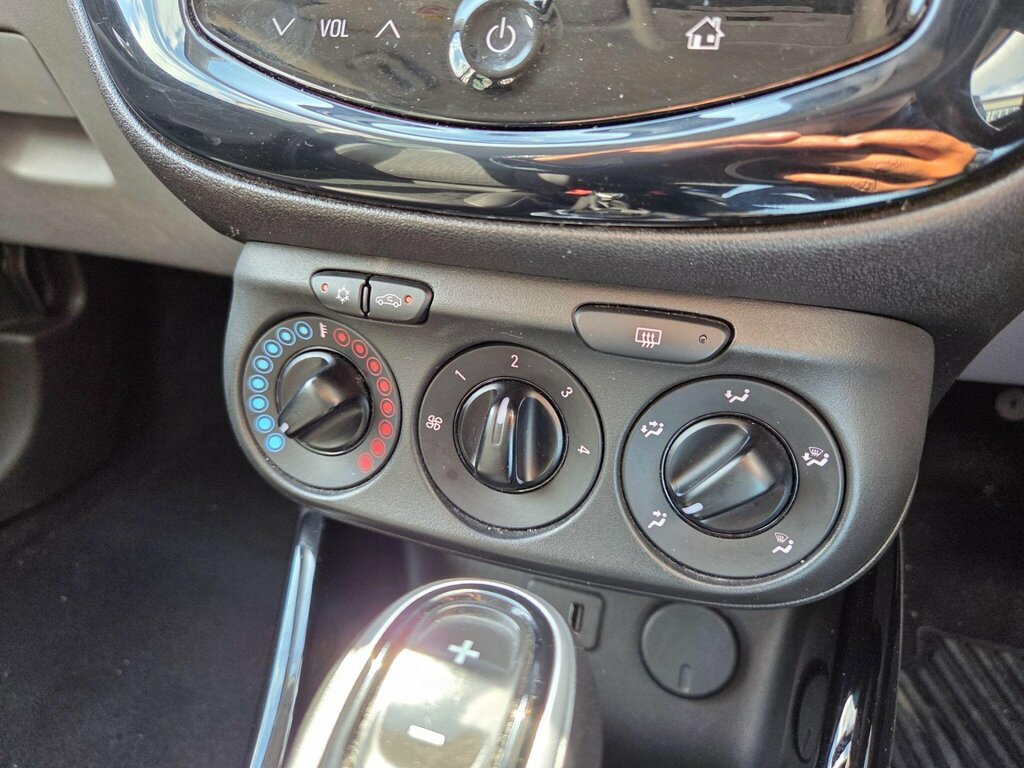 Vauxhall Corsa 1.2 Excite Ac White #40