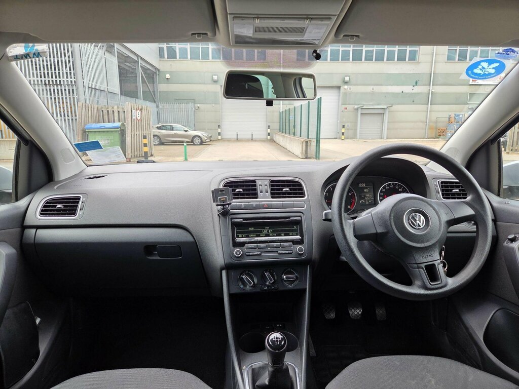 Volkswagen Polo 1.2 Match Euro 5 LG13VDT Silver #4