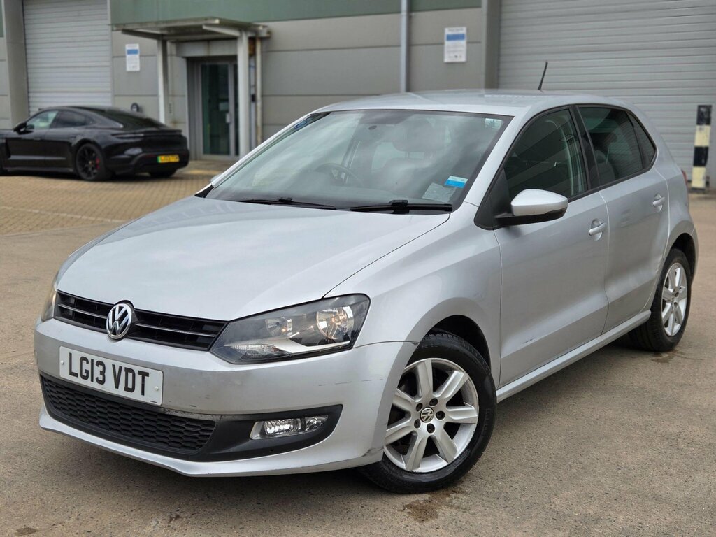 Volkswagen Polo 1.2 Match Euro 5 LG13VDT Silver #2