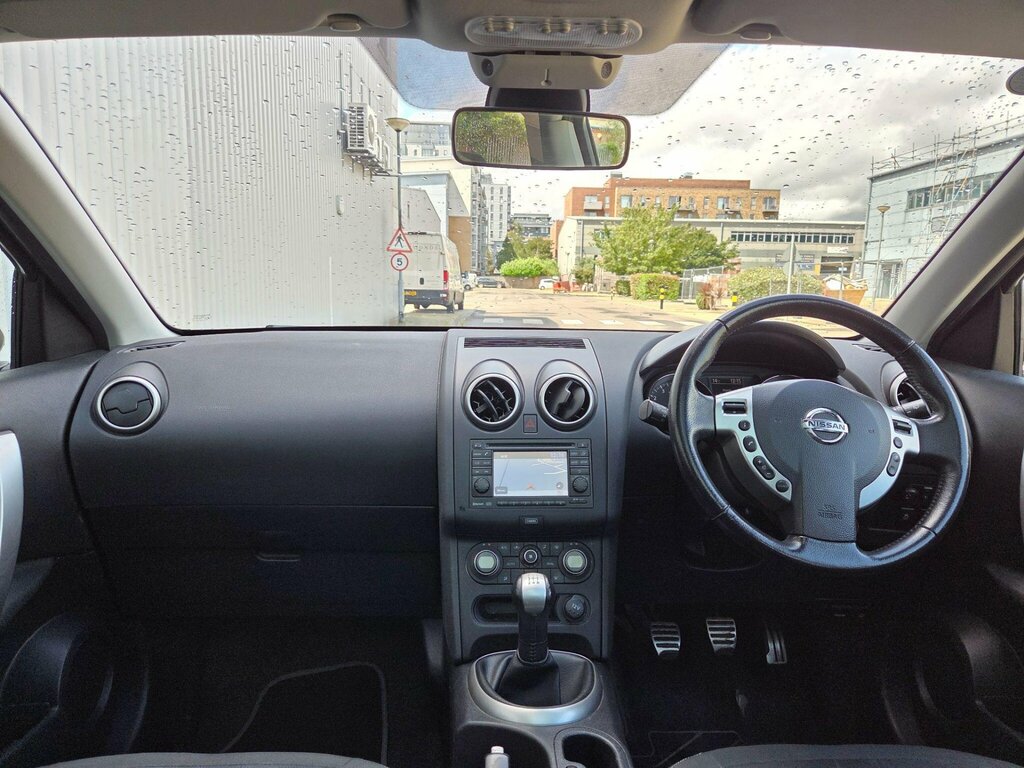 Nissan Qashqai 1.6 N-tec 2Wd Euro 5 Silver #4