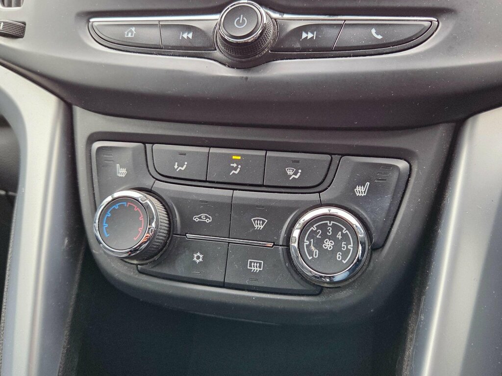 Vauxhall Zafira Tourer Zafira Tourer Elite Nav Cdti Ss Silver #38