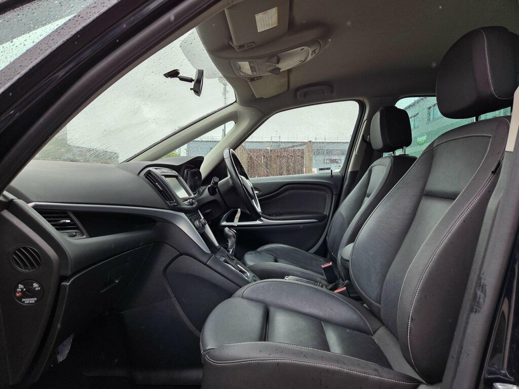 Vauxhall Zafira Tourer Zafira Tourer Elite Nav Cdti Ss Silver #44