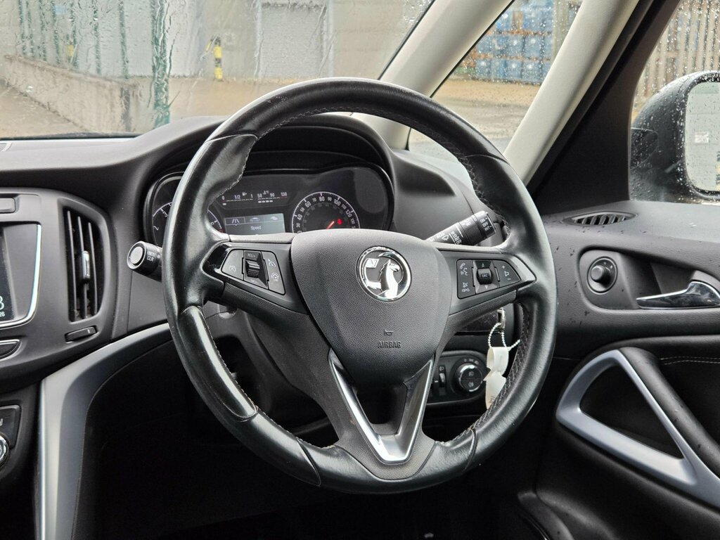 Vauxhall Zafira Tourer Zafira Tourer Elite Nav Cdti Ss Silver #31