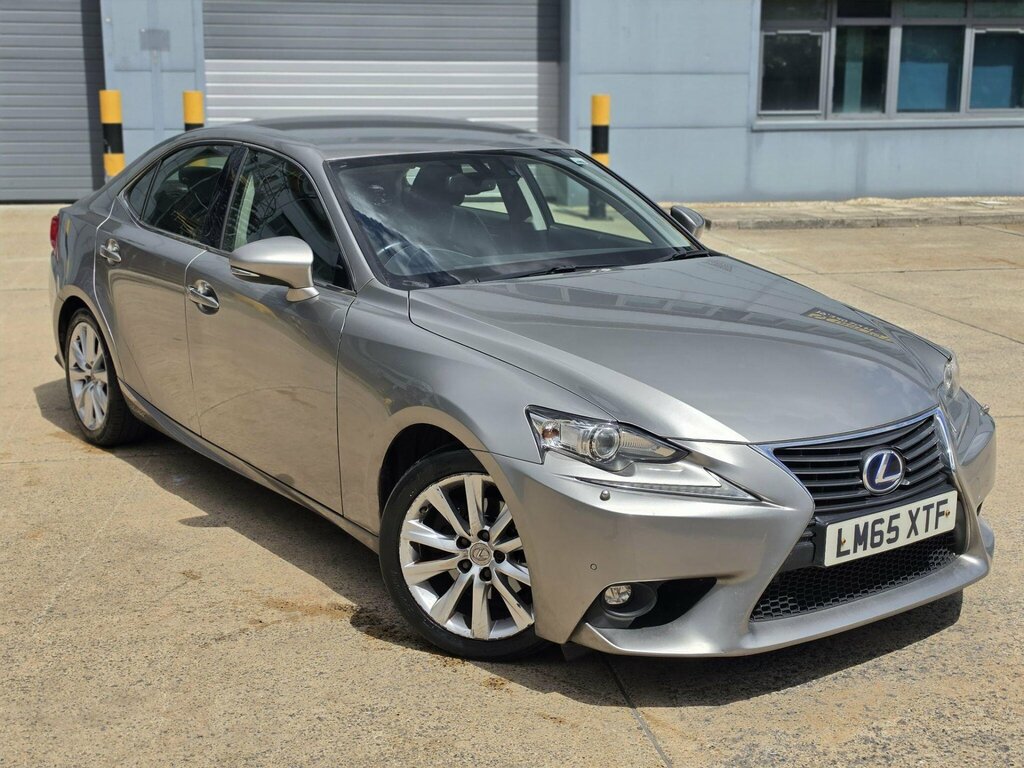 Lexus IS 300H Executive Edition Black #19