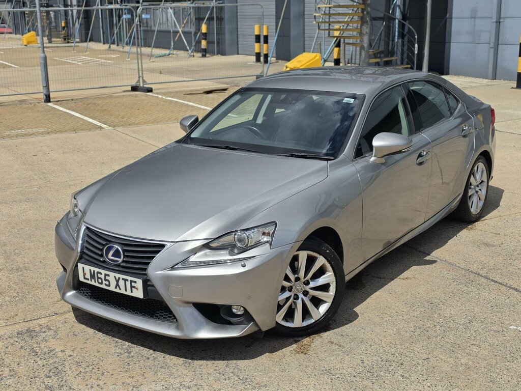 Lexus IS 300H Executive Edition Black #8