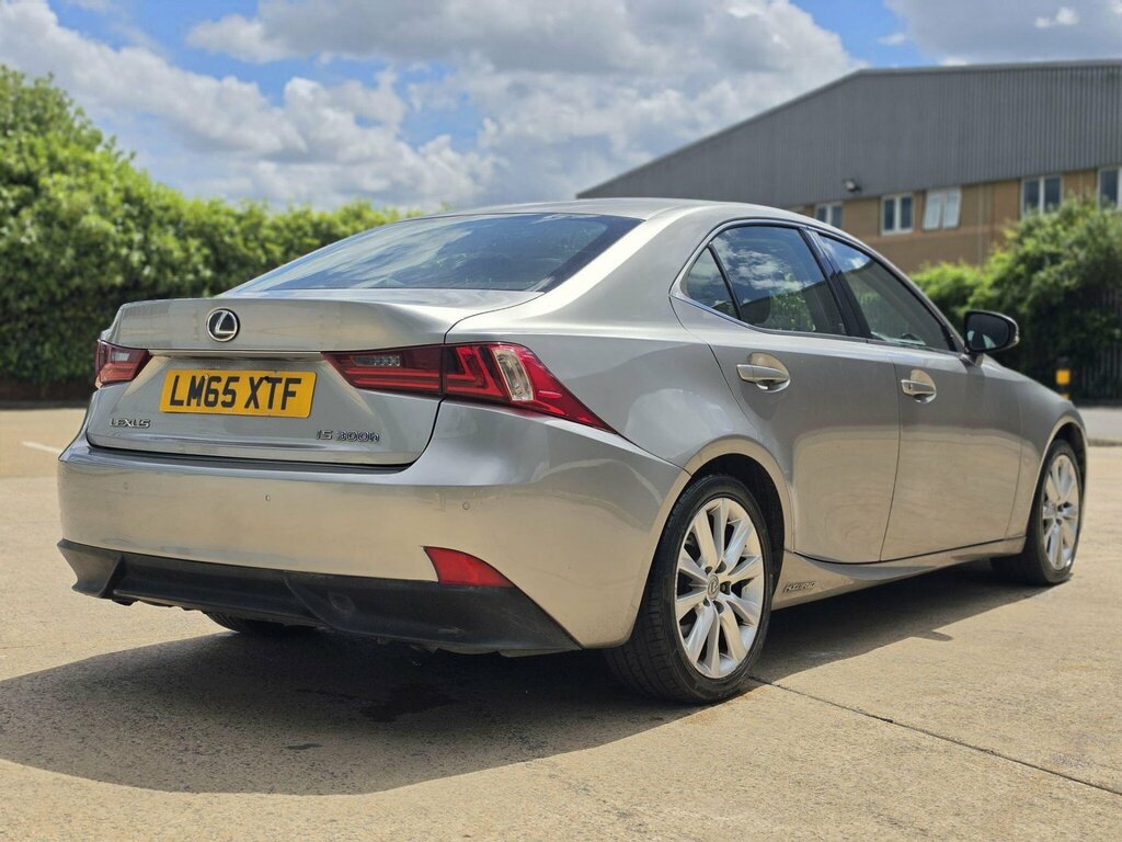 Lexus IS 300H Executive Edition Black #15