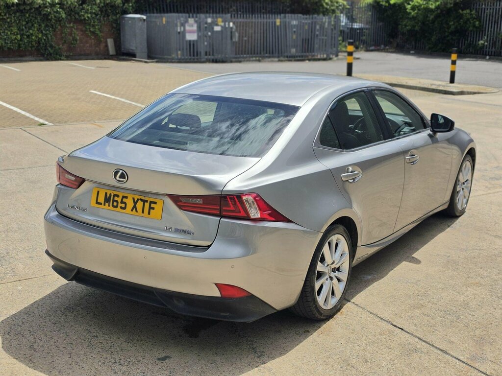 Lexus IS 300H Executive Edition Black #14