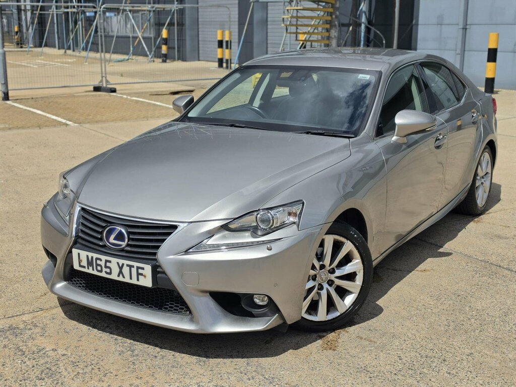 Lexus IS 300H Executive Edition Black #10