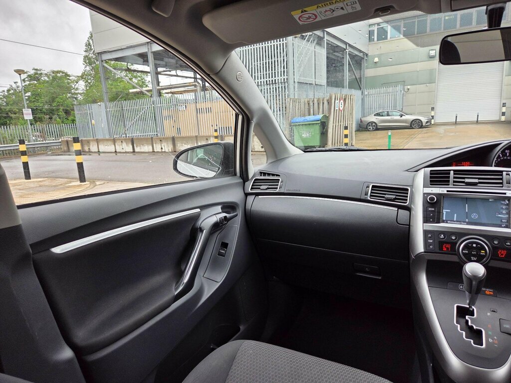 Toyota Verso D-4d Excel Blue #20