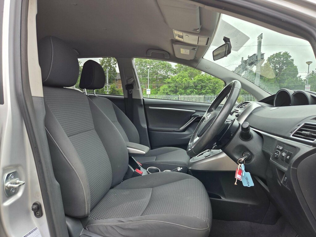 Toyota Verso D-4d Excel Blue #53