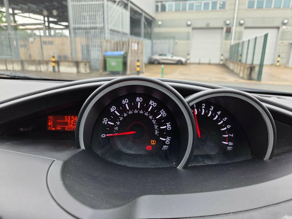 Toyota Verso D-4d Excel Blue #30