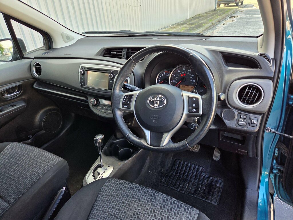 Toyota Yaris  Red #17