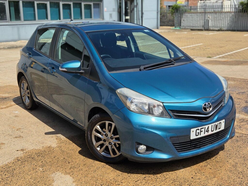 Toyota Yaris  Red #46