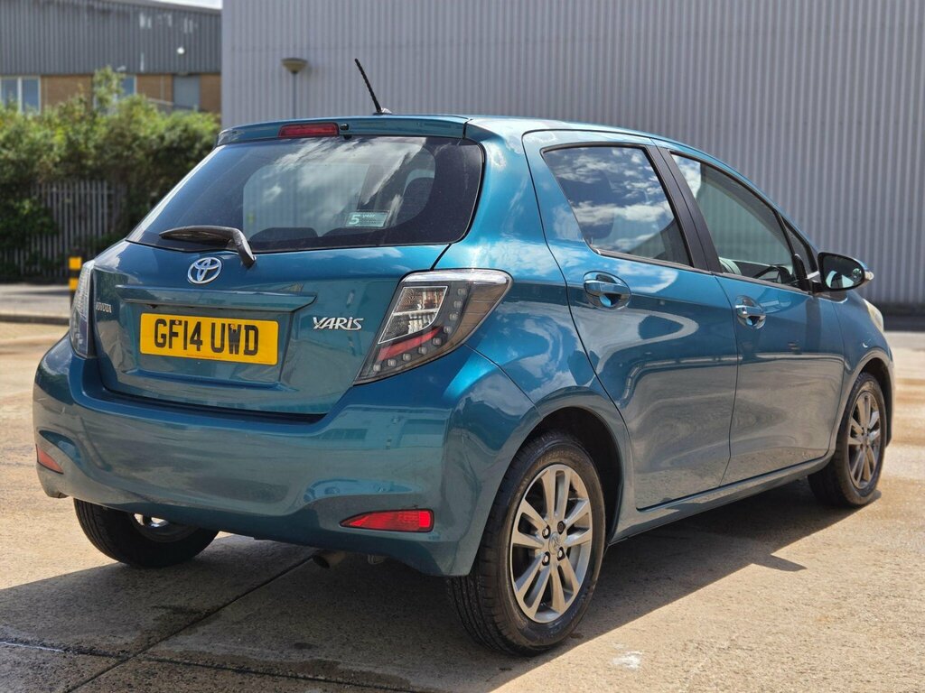 Toyota Yaris  Red #11