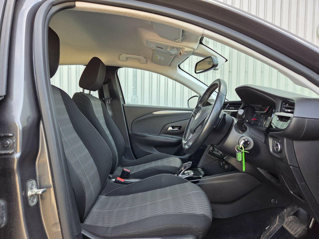 Vauxhall Corsa 1.4I Ecotec Griffin Red #18