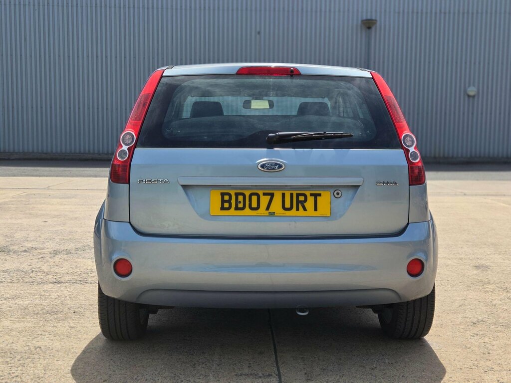Ford Fiesta 1.25 Style Red #15