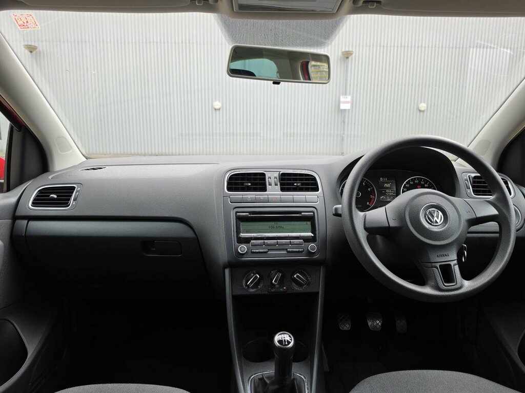Volkswagen Polo 1.2 Moda Euro 5 Red #4