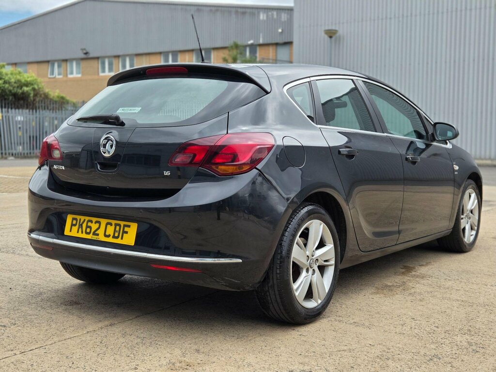 Vauxhall Astra 1.4 16V Tech Line Hatchback Euro Silver #13