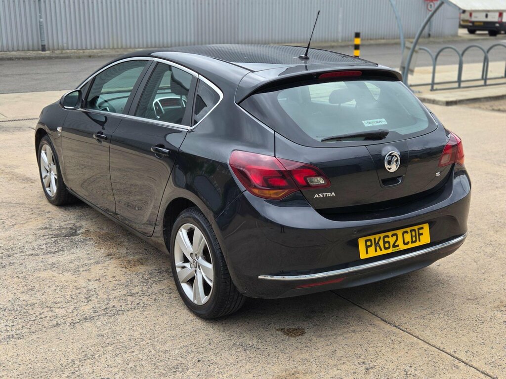 Vauxhall Astra 1.4 16V Tech Line Hatchback Euro Silver #16