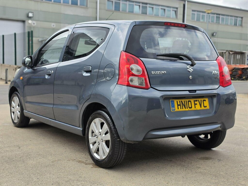 Suzuki Alto 1L Cruz White #14