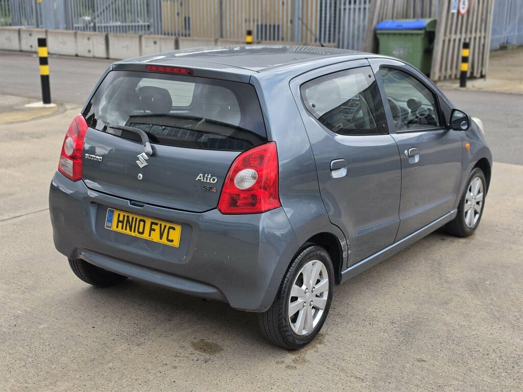 Suzuki Alto 1L Cruz White #12