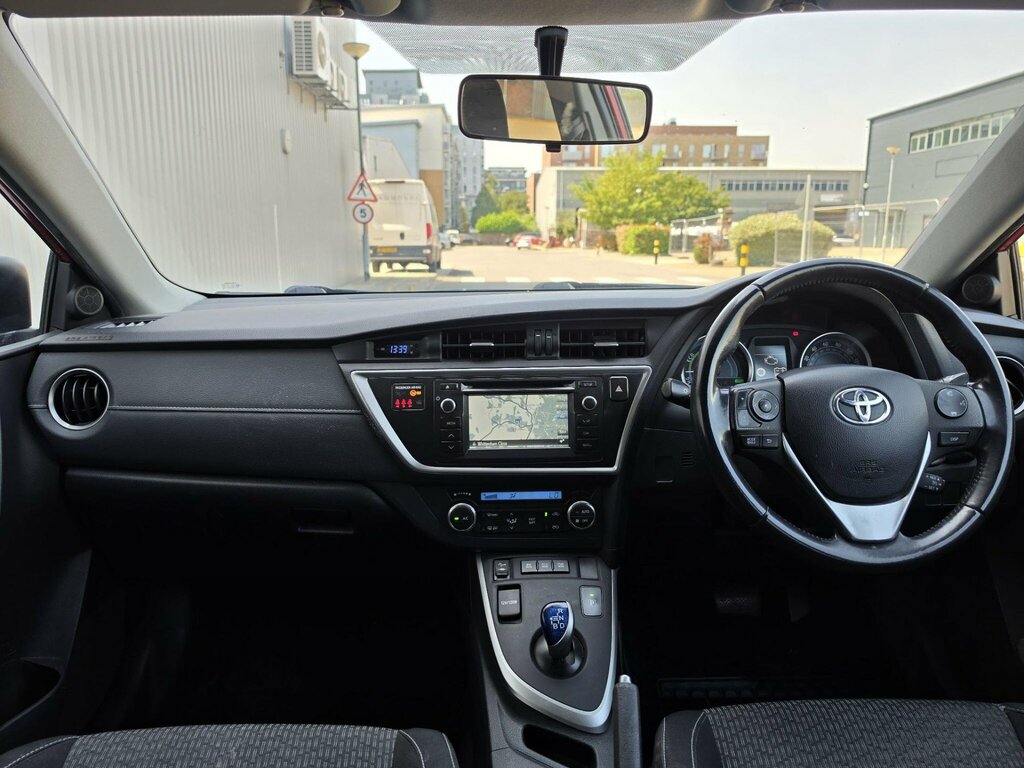 Toyota Auris 1.8 Vvt-h Icon Plus Cvt Euro 5 Ss Red #4