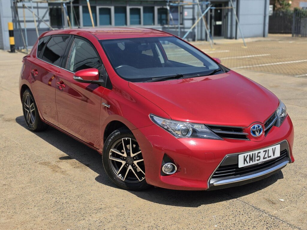 Toyota Auris 1.8 Vvt-h Icon Plus Cvt Euro 5 Ss Red