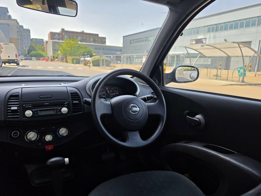 Nissan Micra Hatchback Se 2004 Gold #12