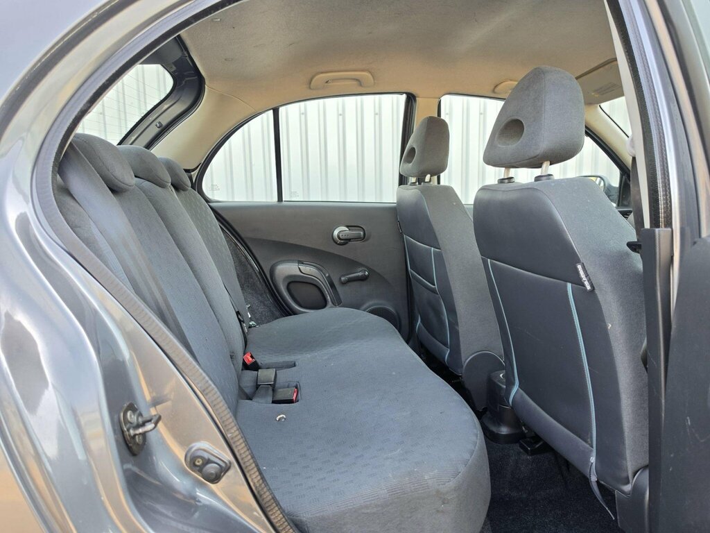 Nissan Micra Hatchback Se 2004 Gold #16
