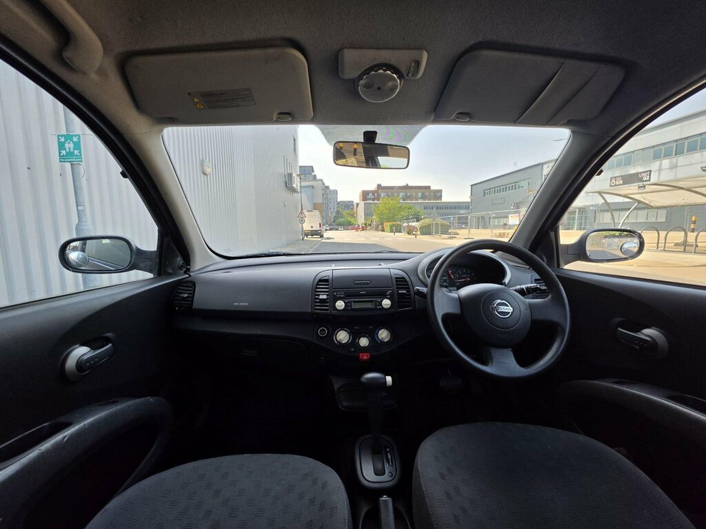 Nissan Micra Hatchback Se 2004 Gold #22