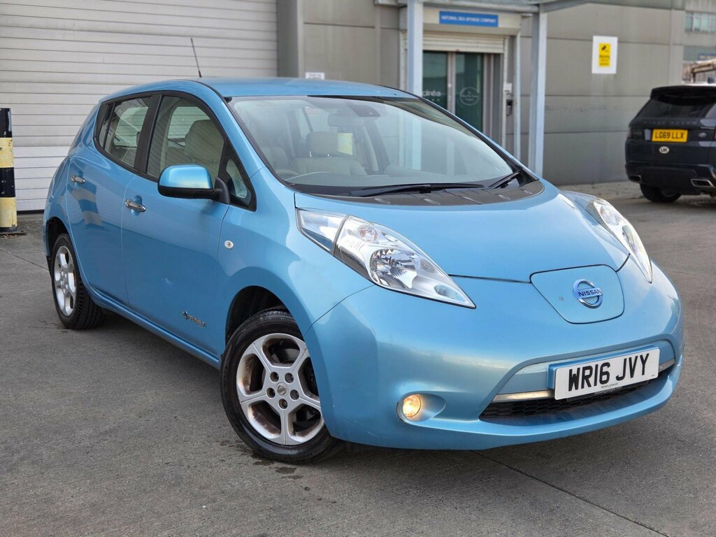 Nissan Leaf  White #7